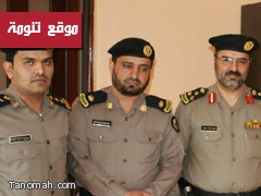 مدير شرطه عسير يقلد مجموعه من الضباط رتبهم الجديده