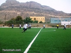 برعائة الاستاذ عبدالرحمن الهزاني رئيس مركز تنومه المباراه النهائة لدورة الشيخ علي بن سليمان هذه الليلة 