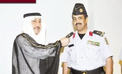 الأمير د.خالد بن فيصل آل سعود يقلد اللواءد.جرمان أحمد الشهري رتبة الجديدة
